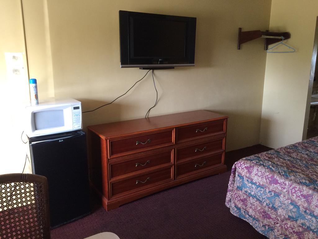 Travelers Inn Okeechobee Eksteriør billede